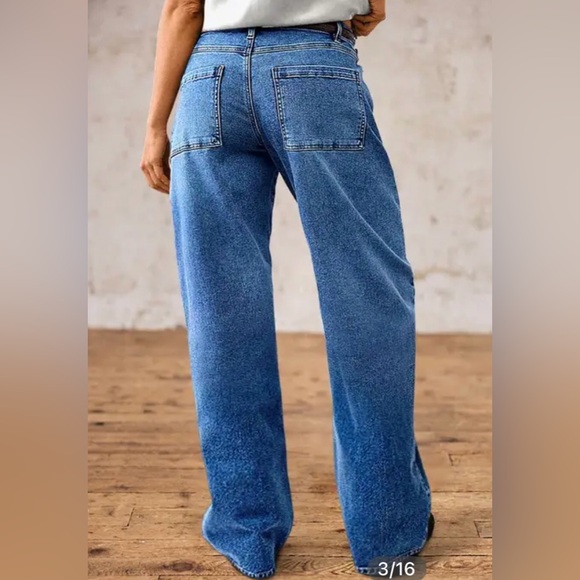 Flamingals Wash Mid Waist Straight Leg Jeans NWT - Picture 2 of 7